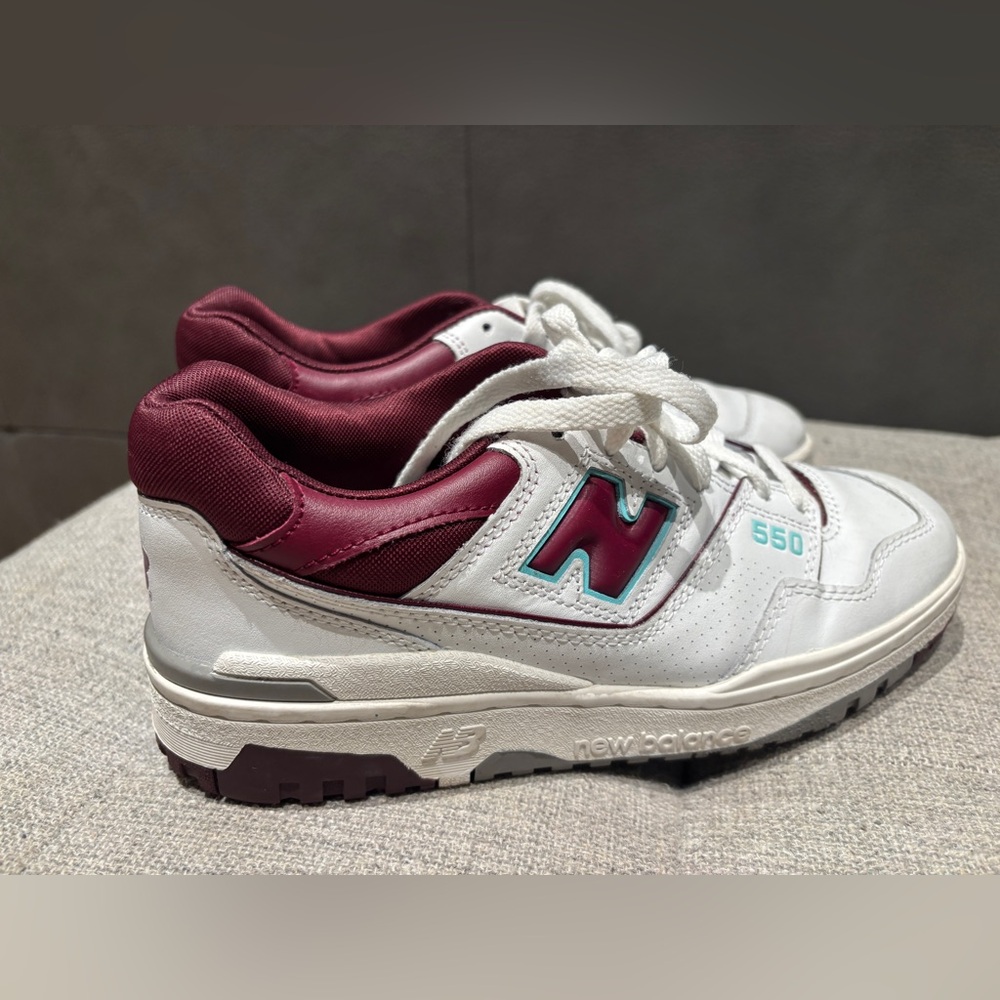 New Balance Women's 550 White and Maroon Sneakers Size 8